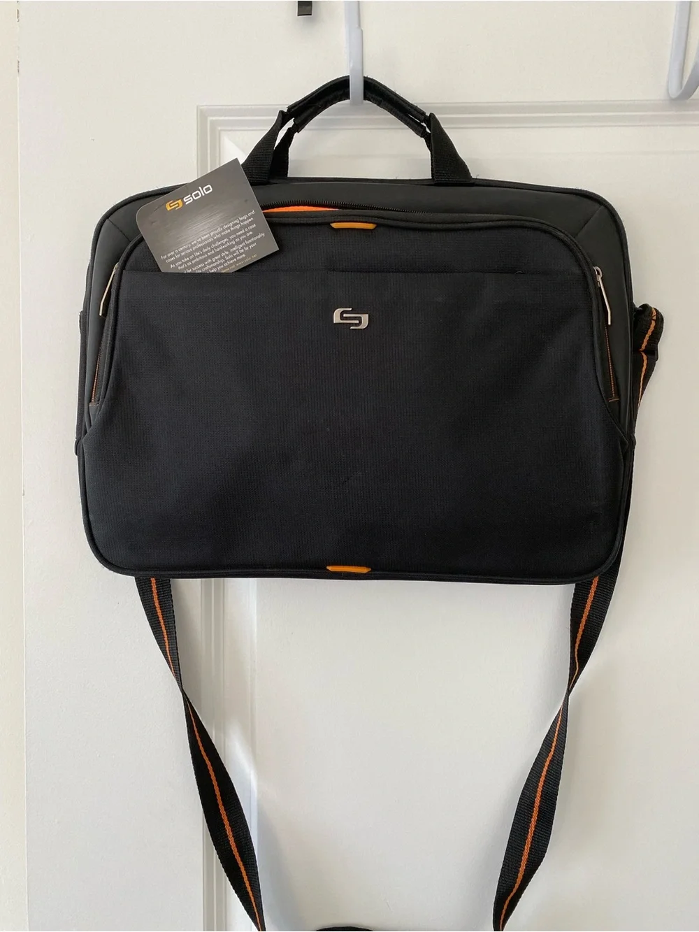 Solo New York Laptop Bag with shoulder strap EUC